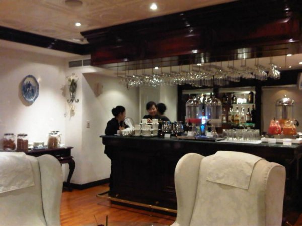 SariPanPacificLoungeJakarta3.jpg