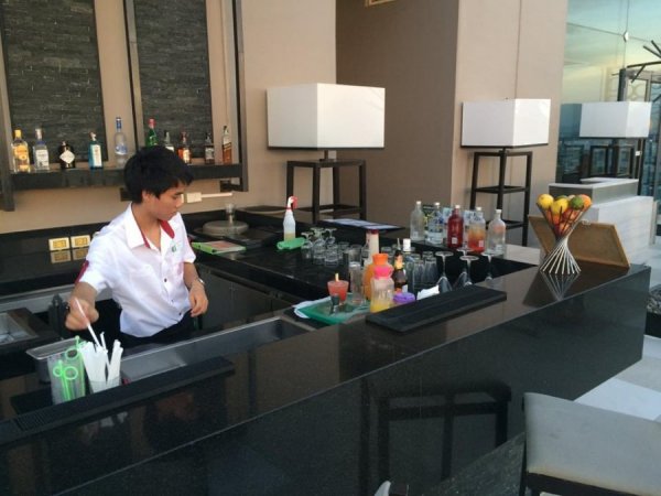 PattayaExecutiveLoungeHolidayInn4.jpg