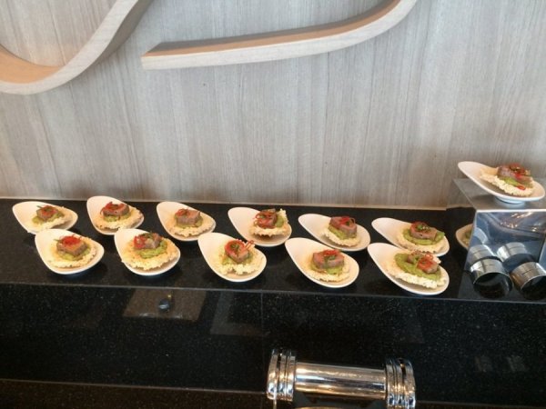 PattayaExecutiveLoungeHolidayInn7.jpg