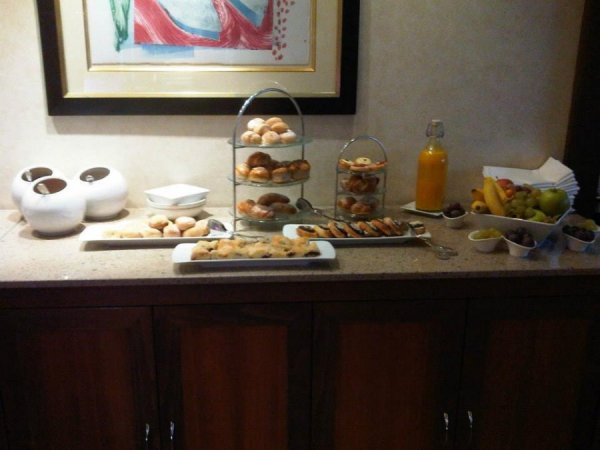 PragInterContinentalClubLounge5.jpg