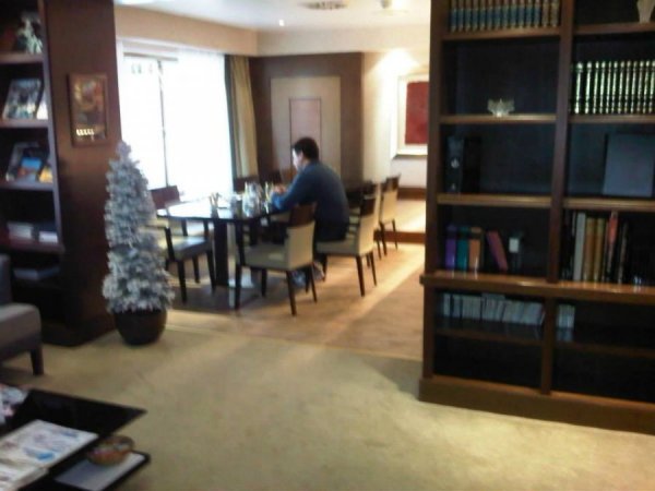 PragInterContinentalClubLounge6.jpg