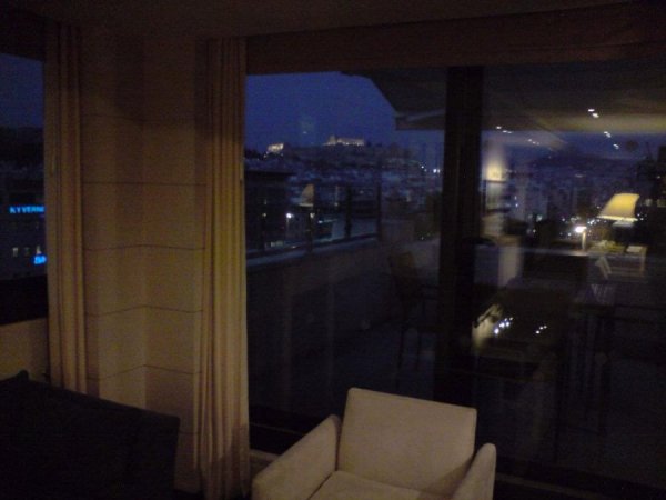 AthenInterContinentalClubLounge3.jpg