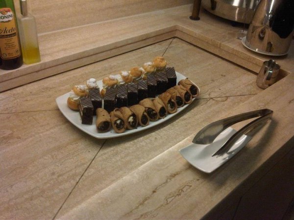BucharestInterContinentalClubLounge4.jpg