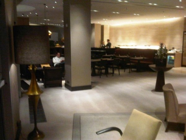 BucharestInterContinentalClubLounge7.jpg