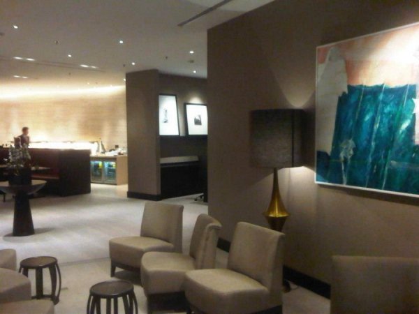 BucharestInterContinentalClubLounge8.jpg