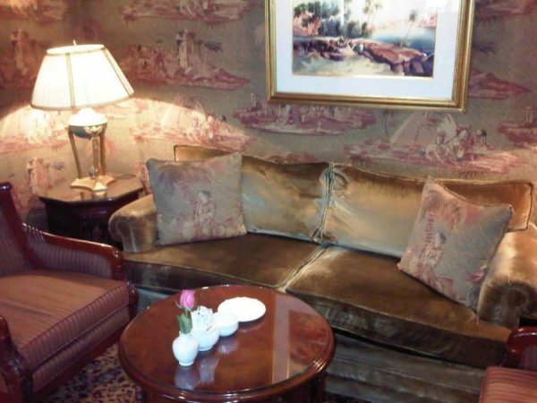 CairoInterContinentalSemiramisClubLounge1.jpg