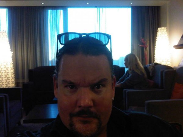 CrownePlazaHelsinkiClubLounge8.jpg
