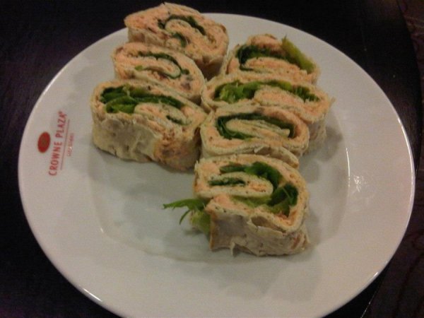 CrownePlazaHelsinkiClubLounge6.jpg