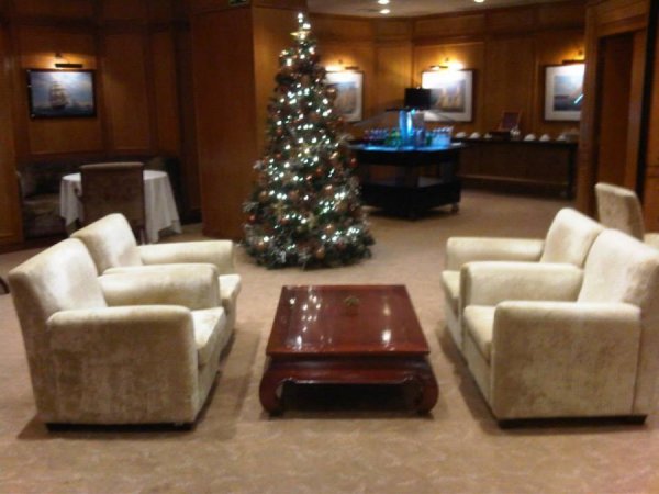 LisbonInterContinentalClubLounge8.jpg