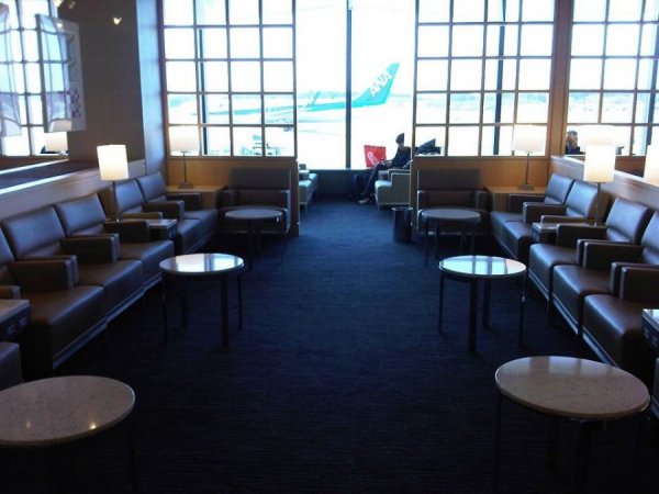 UnitedAirlinesLoungeNaritaAirport5.jpg