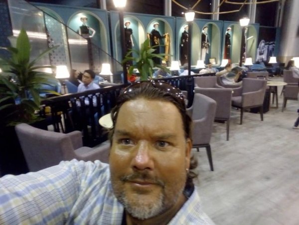 LeSaigonesLoungeSaigon Airport.jpg