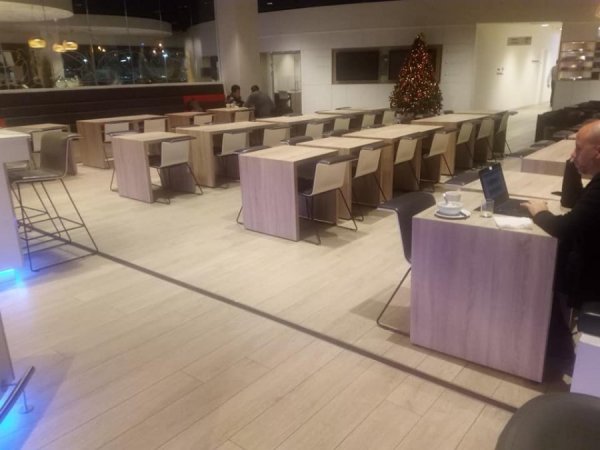 BrusselAirlinesTheLoftLoungeBrusselAirport3.jpg