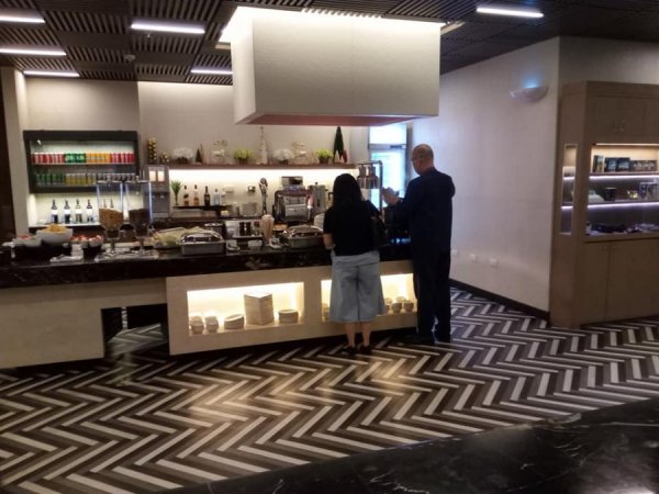 SingaporeAirlinesLoungeManilaAirport4.jpg