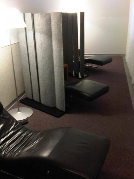 AustrianAirlinesLoungeViennaAirport2.jpg