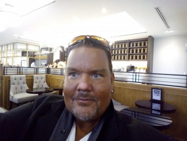 CoralLoungeDonMuangAirportBangkok.jpg