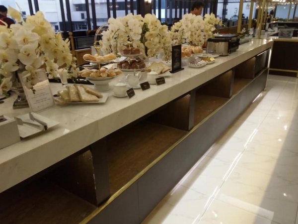 CoralLoungeDonMuangAirportBangko2.jpg