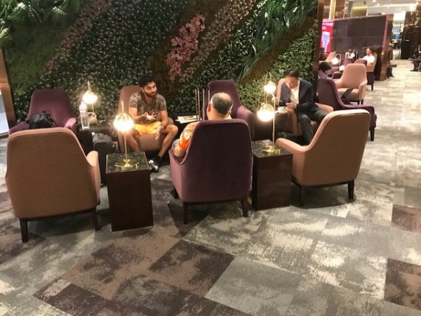 ThaiAirwaysPrestigeLoungeSuvarnabhumiAirportBangkok3.jpg