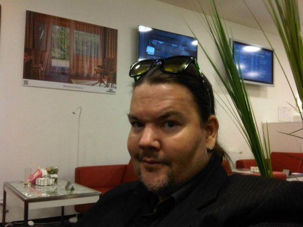 LoungeVilniusAirport.jpg