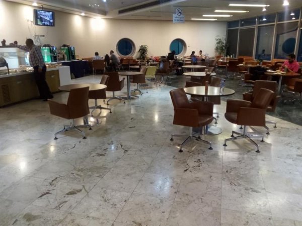 FirstClassLoungeCairoAirport2.jpg