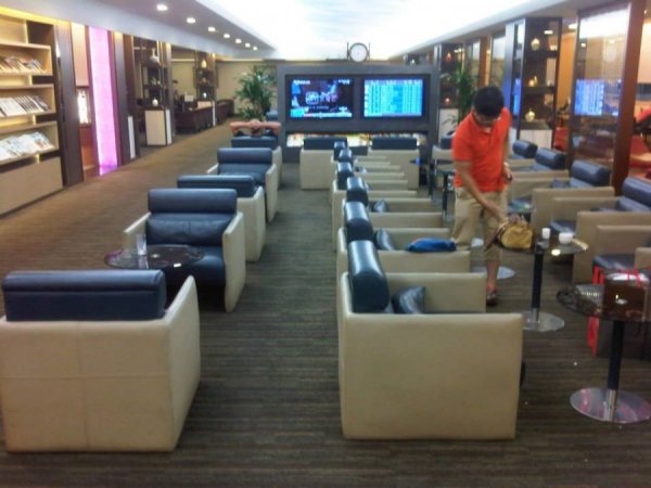 EvaAirStarLoungeTaipeiAirport2.jpg