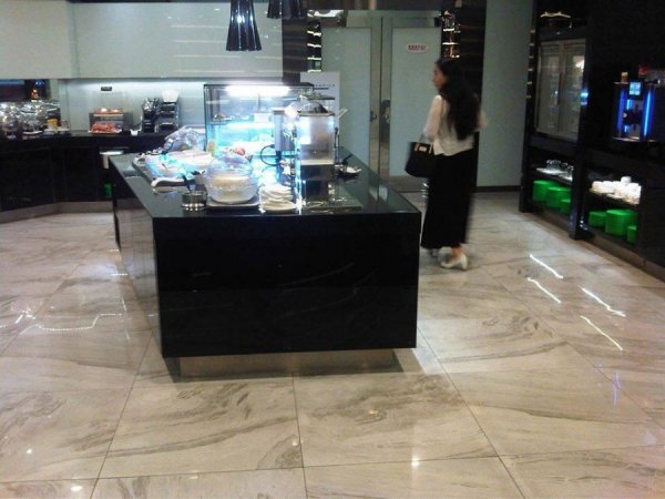 EvaAirInfinityLoungeTaipeiAirport3.jpg