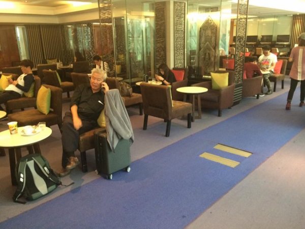 ThaiAirwaysDomesticLoungeSuvarnabhumiAirportBangkok6.jpg