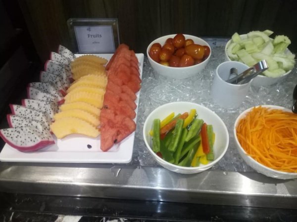 ThaiAirwaysLoungePhuketVidrenovering2.jpg