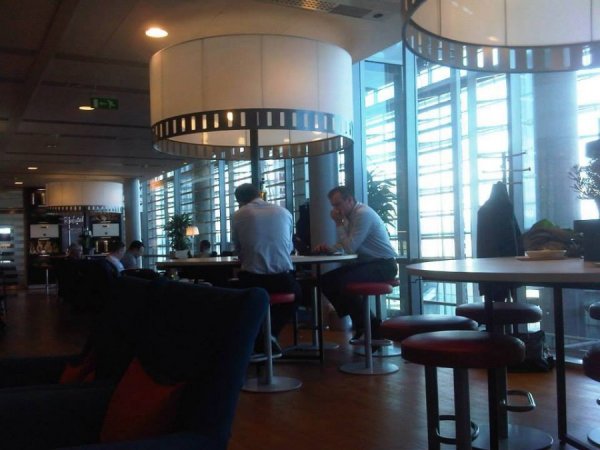 SASLoungeGardemonAirportOslo1.jpg