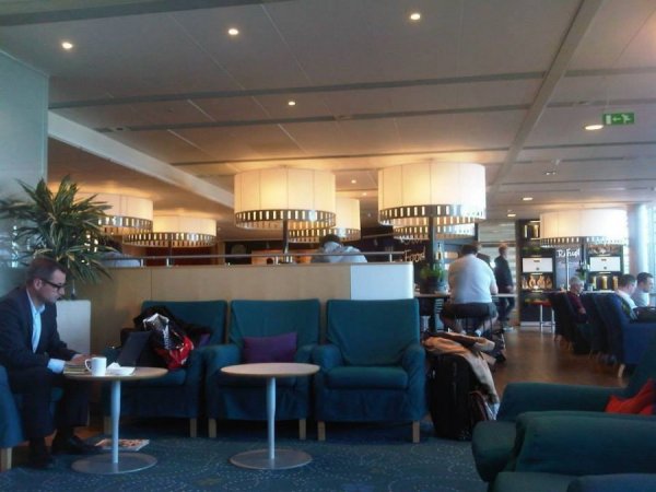 SASLoungeGardemonAirportOslo2.jpg