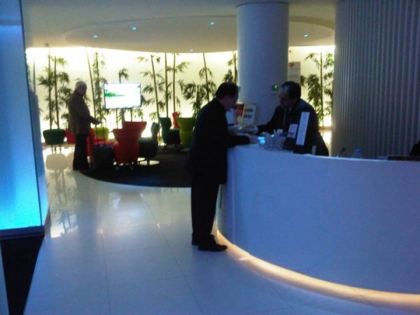 TAPLoungeLisbonAirport1.jpg