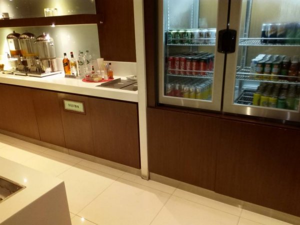 ThaiAirwaysLoungeChangiAirportSingapore2.jpg