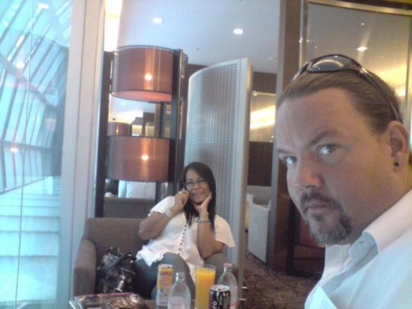 SingaporeAirlinesOldSilverKrisLoungeSuvarnabhumiAirport1.jpg