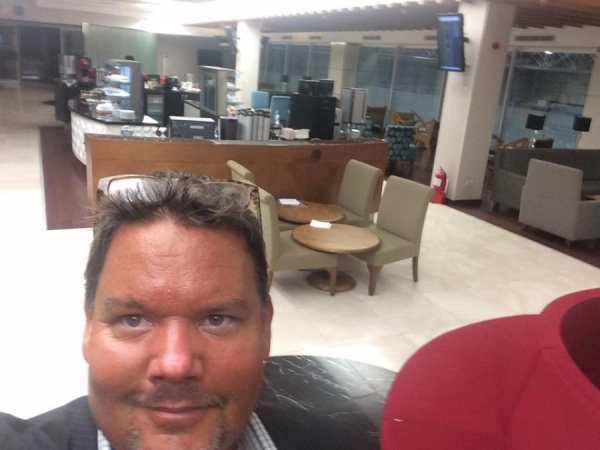 TurkishAirlineDomesticLoungeAntalya.jpg