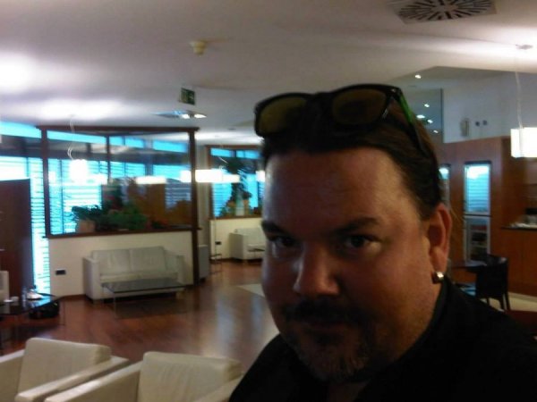 LoungePalmaAirport.jpg