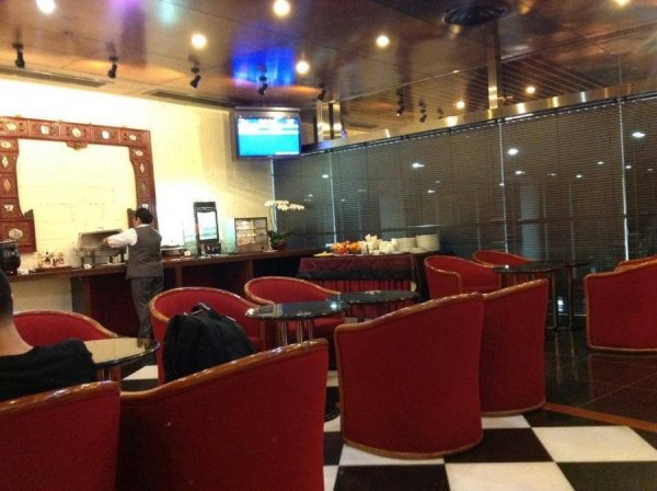 LoungeMacauAirport1.jpg
