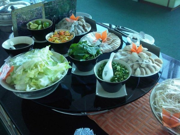 RoseLoungeSaigonAirport1.jpg