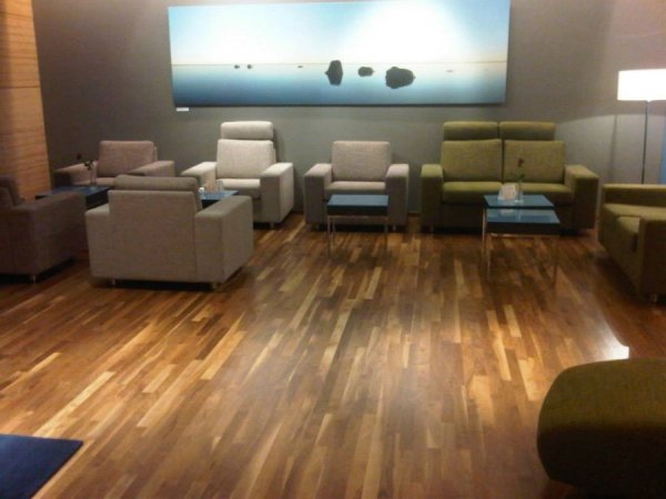 SagaLoungeKeflavikAirport2.jpg