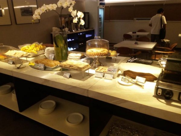 PhilippineAirlinesDomesticLoungeManilaAirport3.jpg