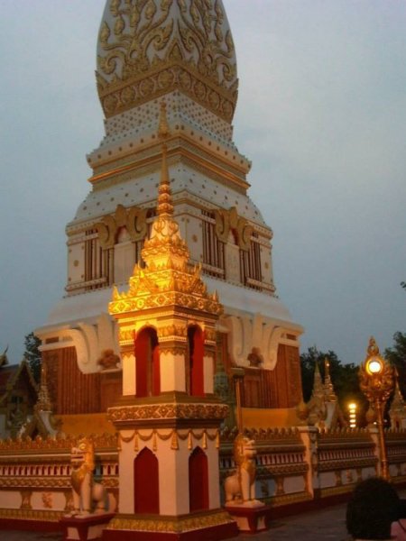 LoveThatPhanom17.jpg