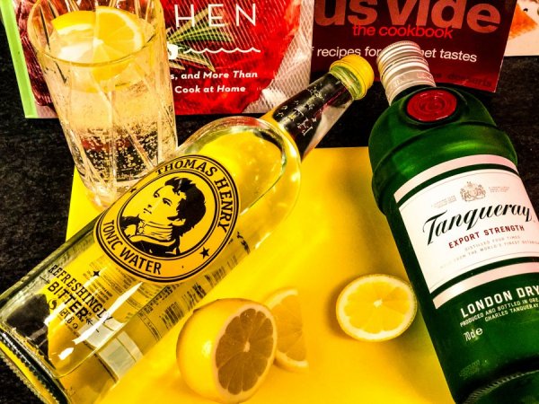 Tanqueray-Thomas-Henry.jpg