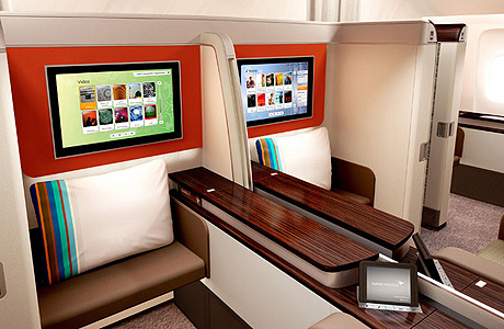 Garuda_Indonesia_B_777_300ER_First_class_2013_2.jpg Garuda_Indonesia_B_777_300ER_First_class_2013_2.jpg
