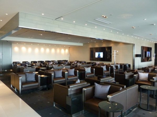 Haneda ANA Business class lounge_19.jpg