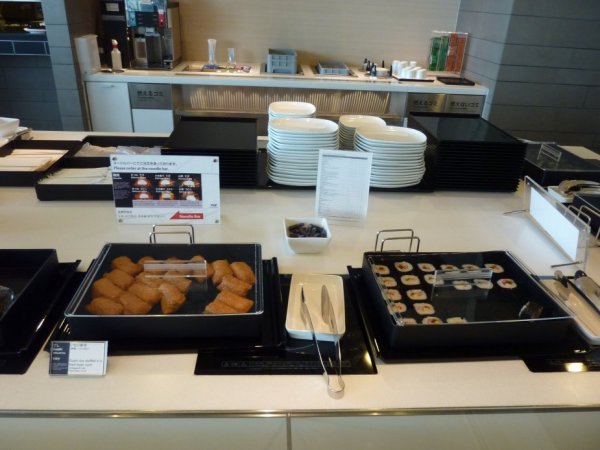 Haneda ANA Business class lounge_15.jpg