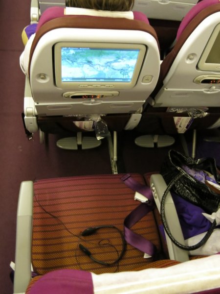 THAI Economy BKK-ARN, Boeing 777-300ER, 05.jpg