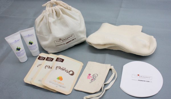 Amenity-Kit-for-Preganant-Passenger KAL.jpg Amenity-Kit-for-Preganant-Passenger KAL.jpg