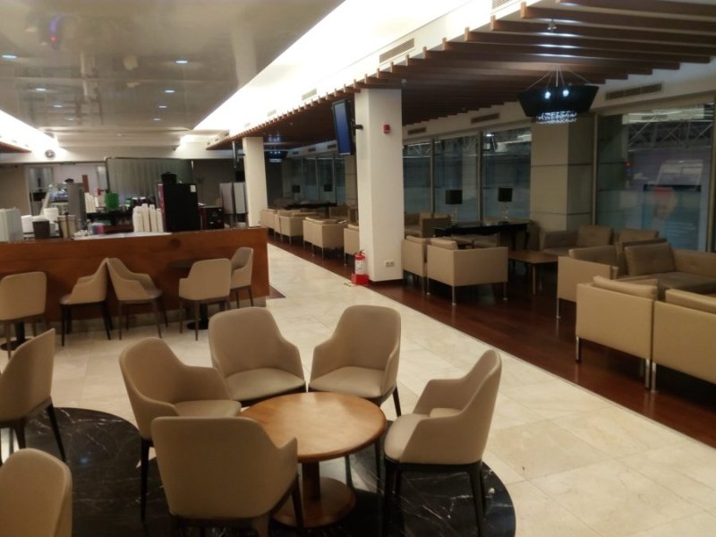 THYAYTLOUNGE8.jpg