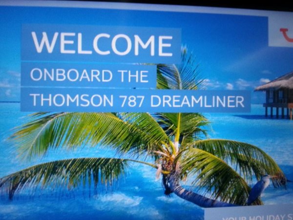 Thomson 787 Dreamliner.jpg