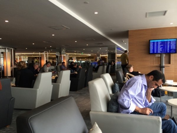 pvg71lounge2.jpg