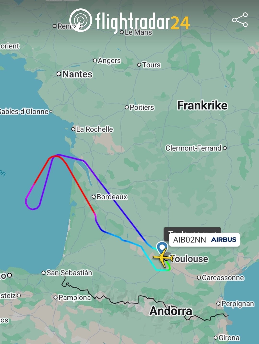 Screenshot_20260421_075944_Flightradar24.jpg
