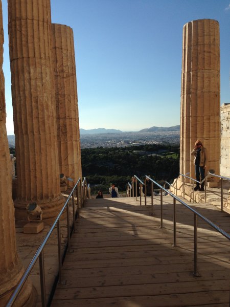 Akropolis2.JPG